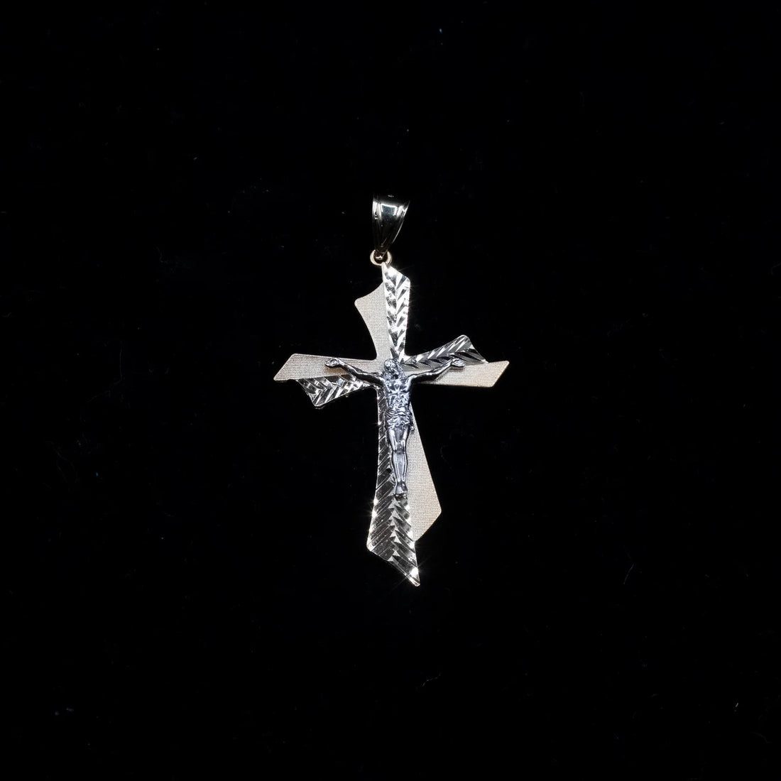 Jesus Cross Pendant "Leaf"